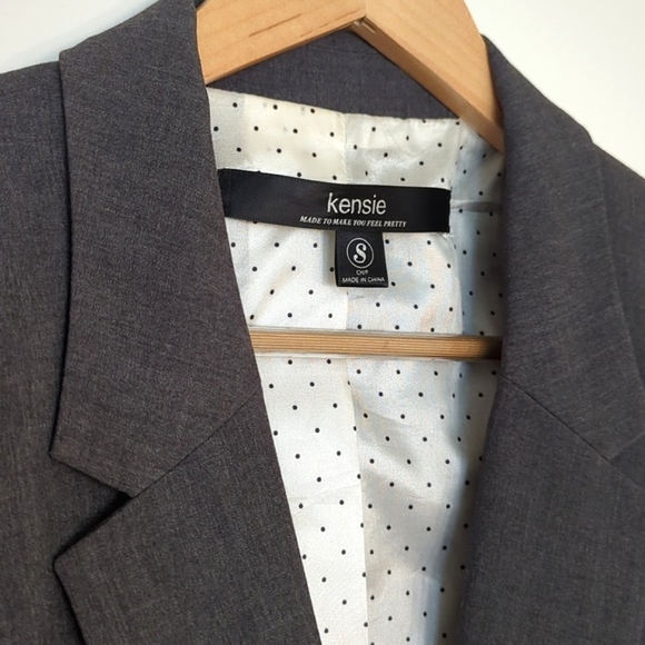 Kensie Gray Blazer - Picture 3 of 6